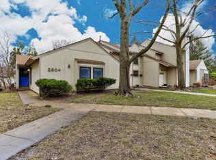 2304 Melrose Dr APT A, Champaign, IL