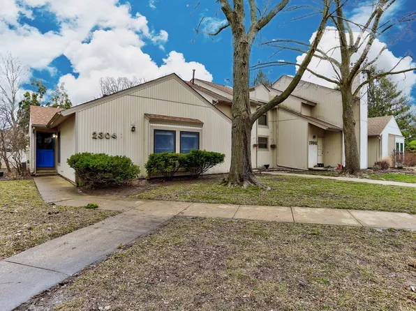 2304 Melrose Dr APT A, Champaign, IL 61820