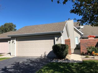 145 Holly Ln, Schererville, IN 46375