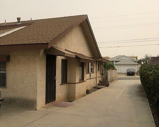 3rd image of 12543 Truro Ave #B