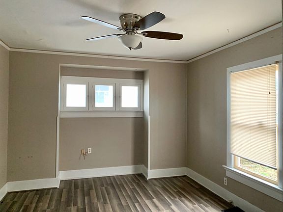 4th image of 1121 Arbor Ave