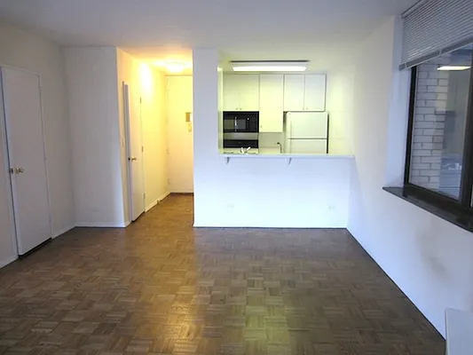 Rented by Mirador Real Estate | media 31