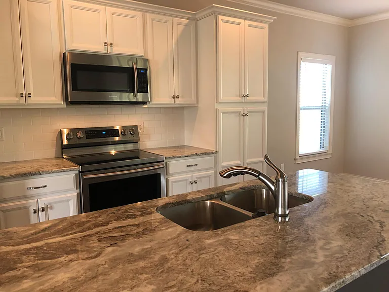 166 Staffordshire Dr — Photo 7