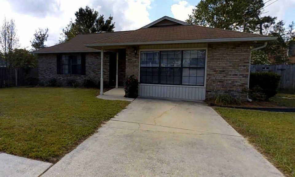 1st image of 1101 Signal Hill Ln