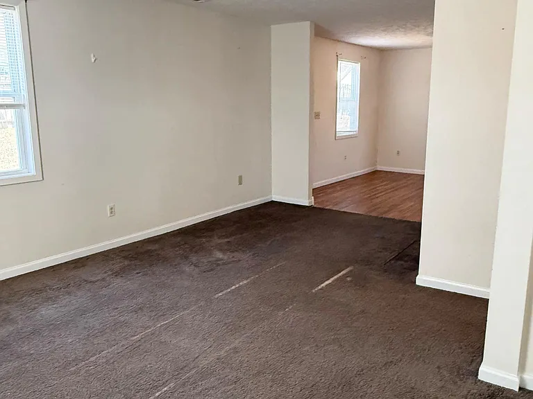 60 Riley Manor Cir — Photo 5