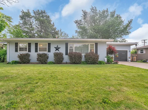 13 Lynwood Dr, Morris, IL 60450