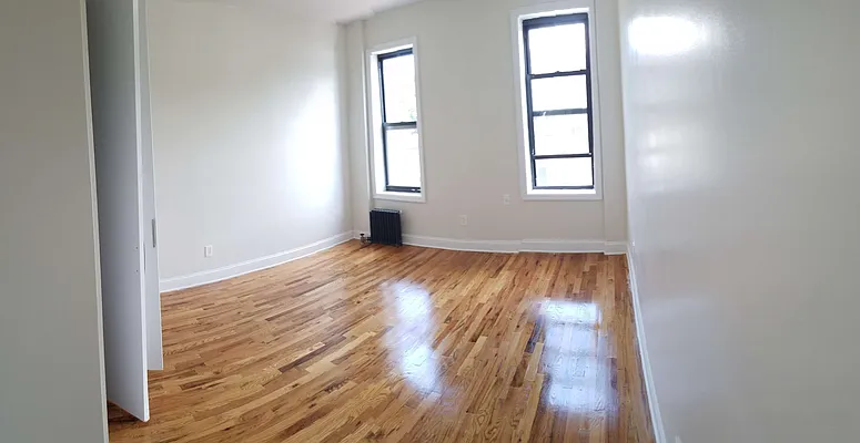 Rented by Smart NY Realty LLC | media 7