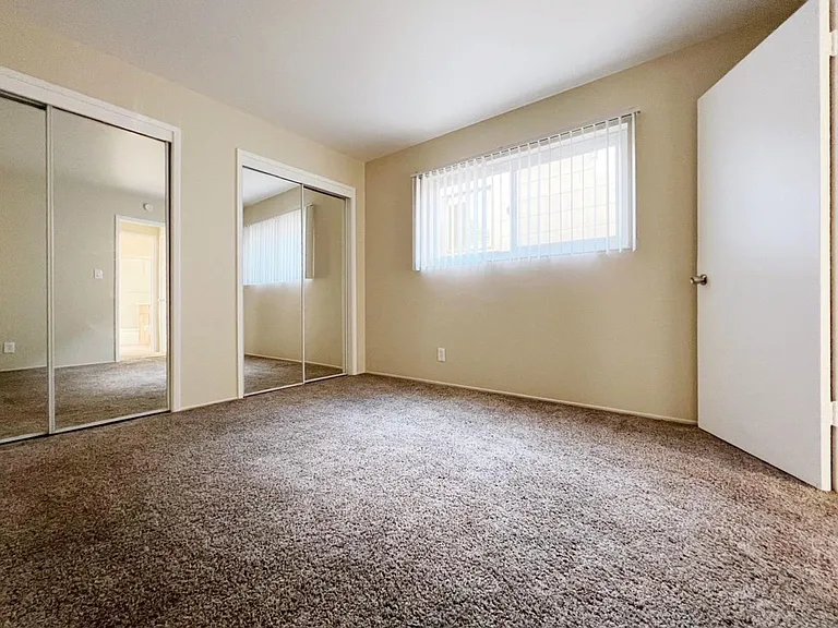 3rd St. Apartments — Photo 8