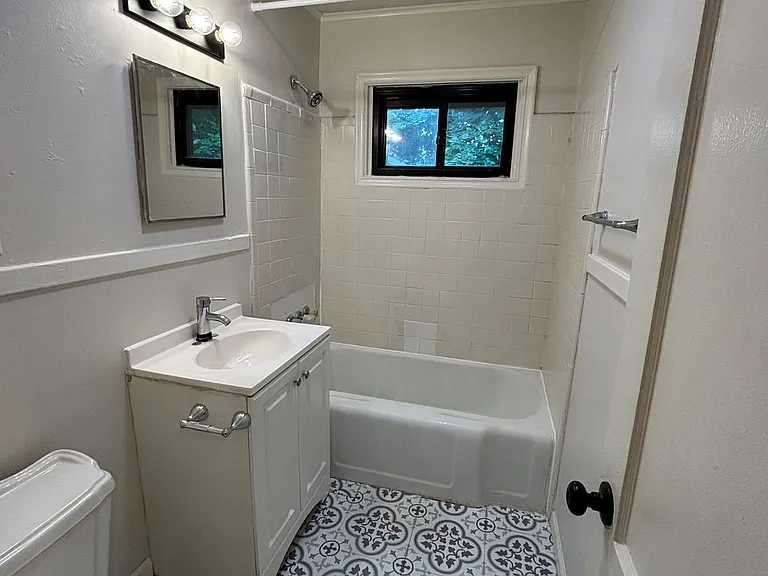 2725 N Boulder Ave — Photo 9