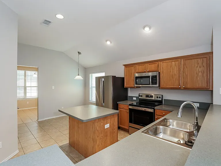 7617 Rainbow Creek Dr — Photo 7