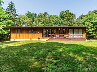 615 Beattie Rd, Rock Tavern, NY 12575
