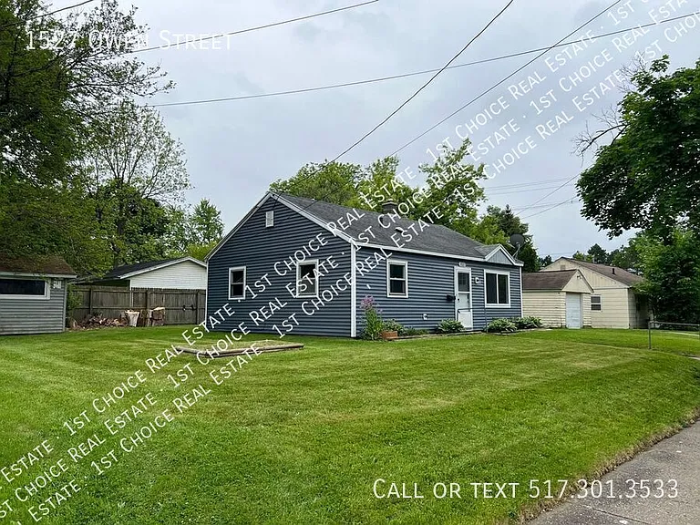 1527 Owen St — Photo 16