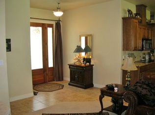 117 Lake Cir, Meadowlakes, TX 78654