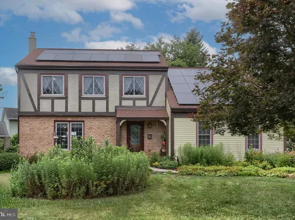 1665 Krim Ct, Lebanon, PA 17042