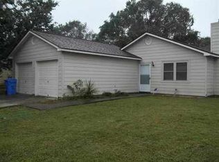 2041 Foxhorn Rd, Jacksonville, NC 28546
