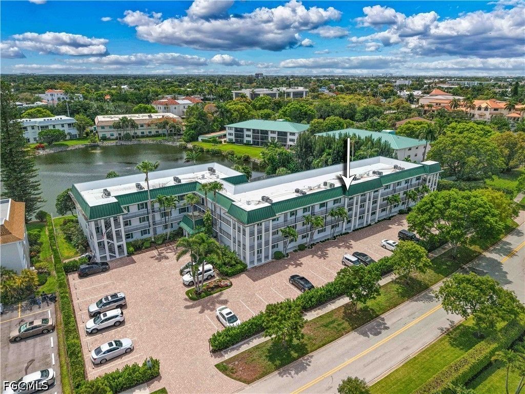 3030 Binnacle Dr APT 307, Naples, FL - View 6