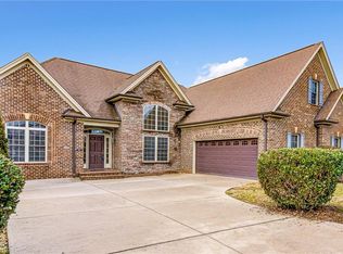 3210 Turnstone Ct, Clemmons, NC 27012