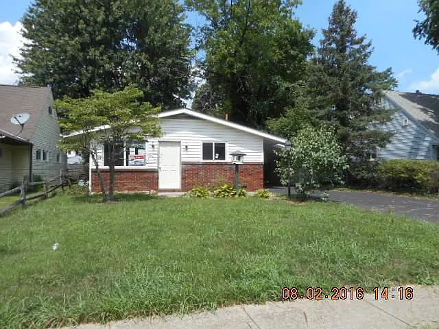 4078 Powell Ave photo 1