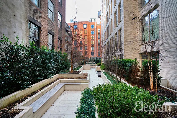 Rented by (Legacy) Elegran | media 28