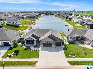 2515 Alberta Trl N, Tea, SD 57064