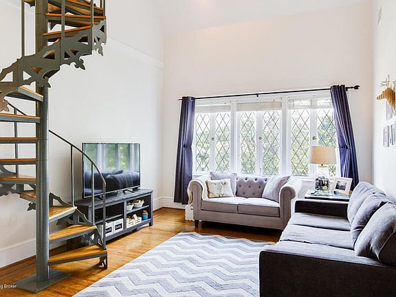 5th image of 2043 Douglass Blvd APT 14