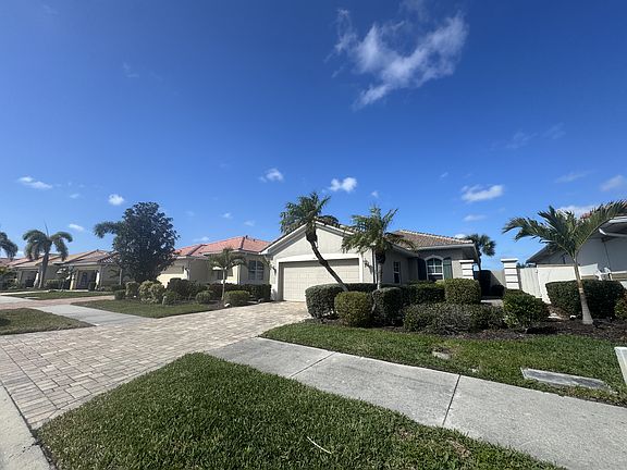 2nd image of 462 Montelluna Dr