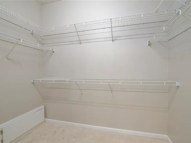 1150 Goodwin Pl — Photo 16