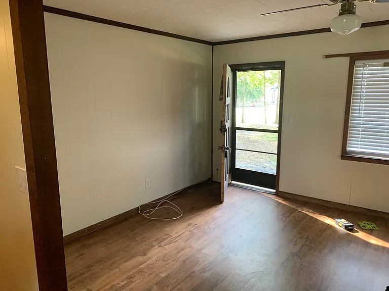 1671 School St — Photo 11