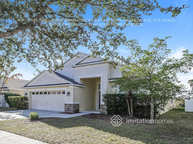 8716 Sandy Plains Dr — Photo 3