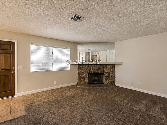 5th image of 925 Sulphur Springs Ln Unit 102