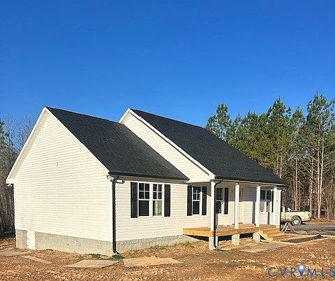 2nd image of 527 Salem Church Rd