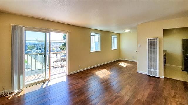 1st image of 220 N Parkview Ave #3