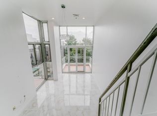 90 Clay St APT 4B, Brooklyn, NY 11222