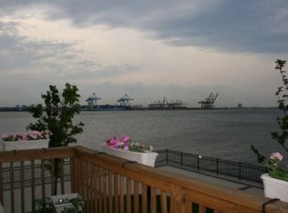 47 Bayside Dr, Bayonne, NJ 07002