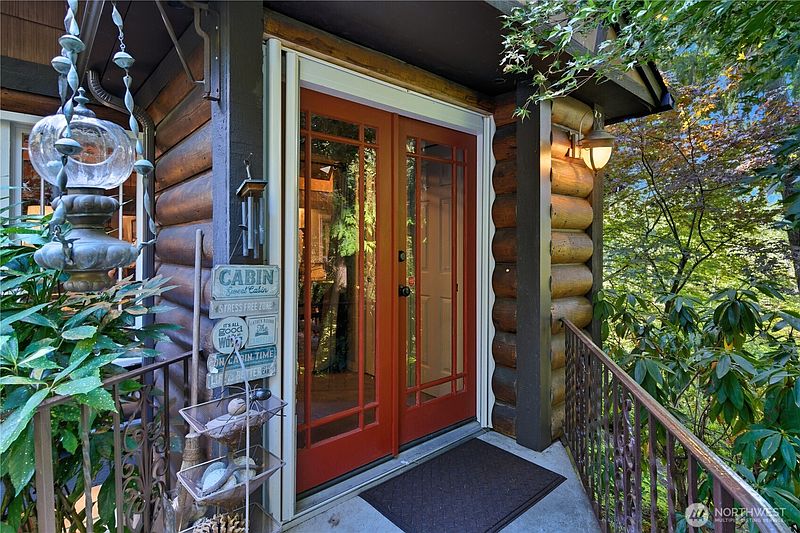 4th image of 6017 64th Street W