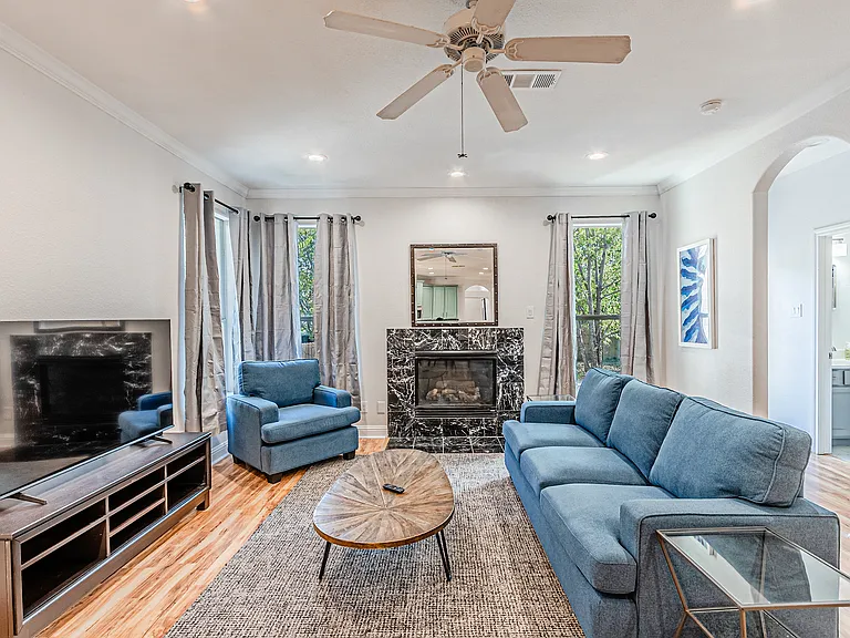 4224 Las Brisas Dr — Photo 16