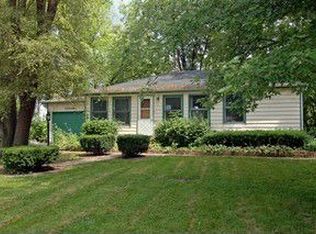 15008 Walnut Dr, Deerfield, IL