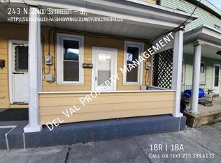 243 N 2nd St #B, Saint Clair, PA 17970