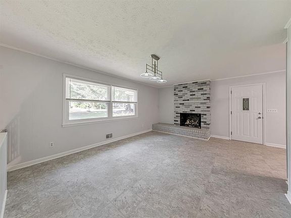 5th image of 629 Tamaqua Dr