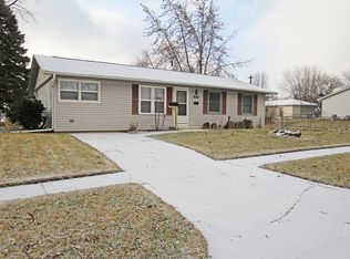 1705 Forest Glen Ave, Hanover Park, IL 60133