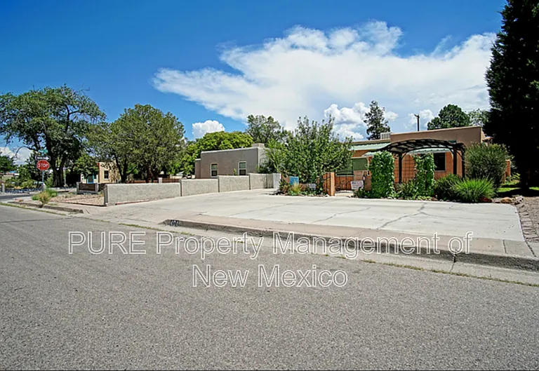 404 Dartmouth Dr SE #1 — Photo 5