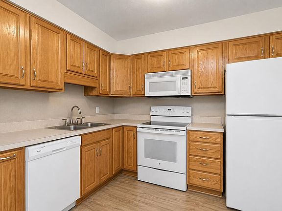 5th image of 232 Oxford Rd