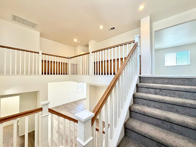31409 Orchard Ln — Photo 21