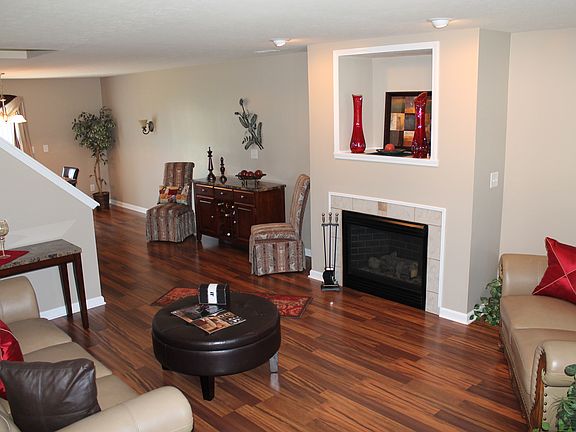 2nd image of 7836 Stratfield Dr