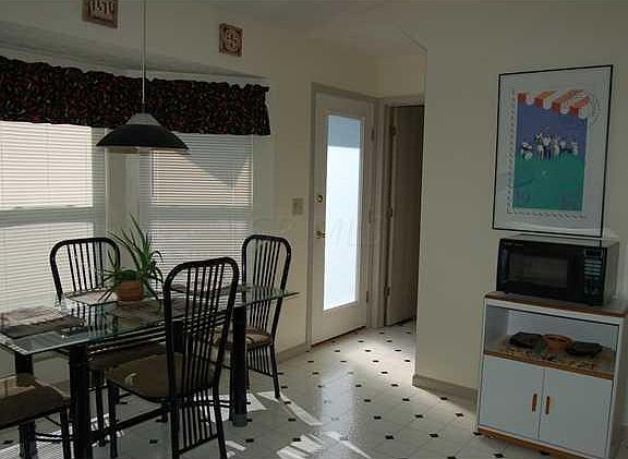 3rd image of 7232 Bellowind Ct