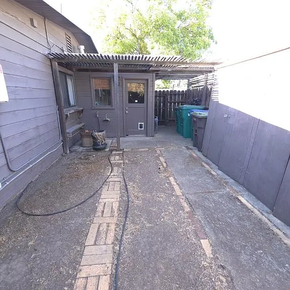 2217 Polk Way — Photo 41