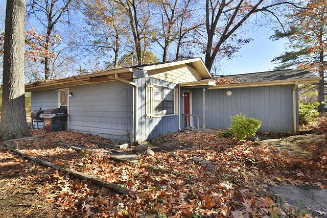 1st image of 4905 Greenview Dr