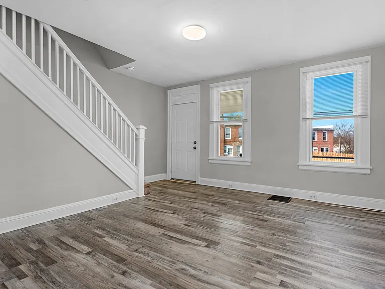 3203 Elmley Ave — Photo 4