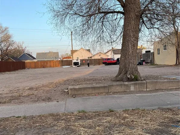 1220 E Abriendo Avenue, Pueblo, CO 81004