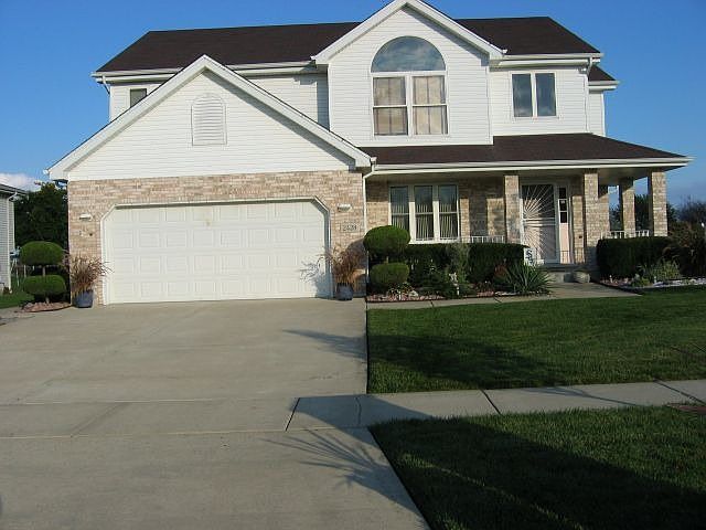 1st image of 2428 Jackson Branch Dr